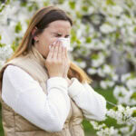 Allergiesaison: Heuschnupfen Tipps und wie Sie Ihre Augen vor Pollen schützen